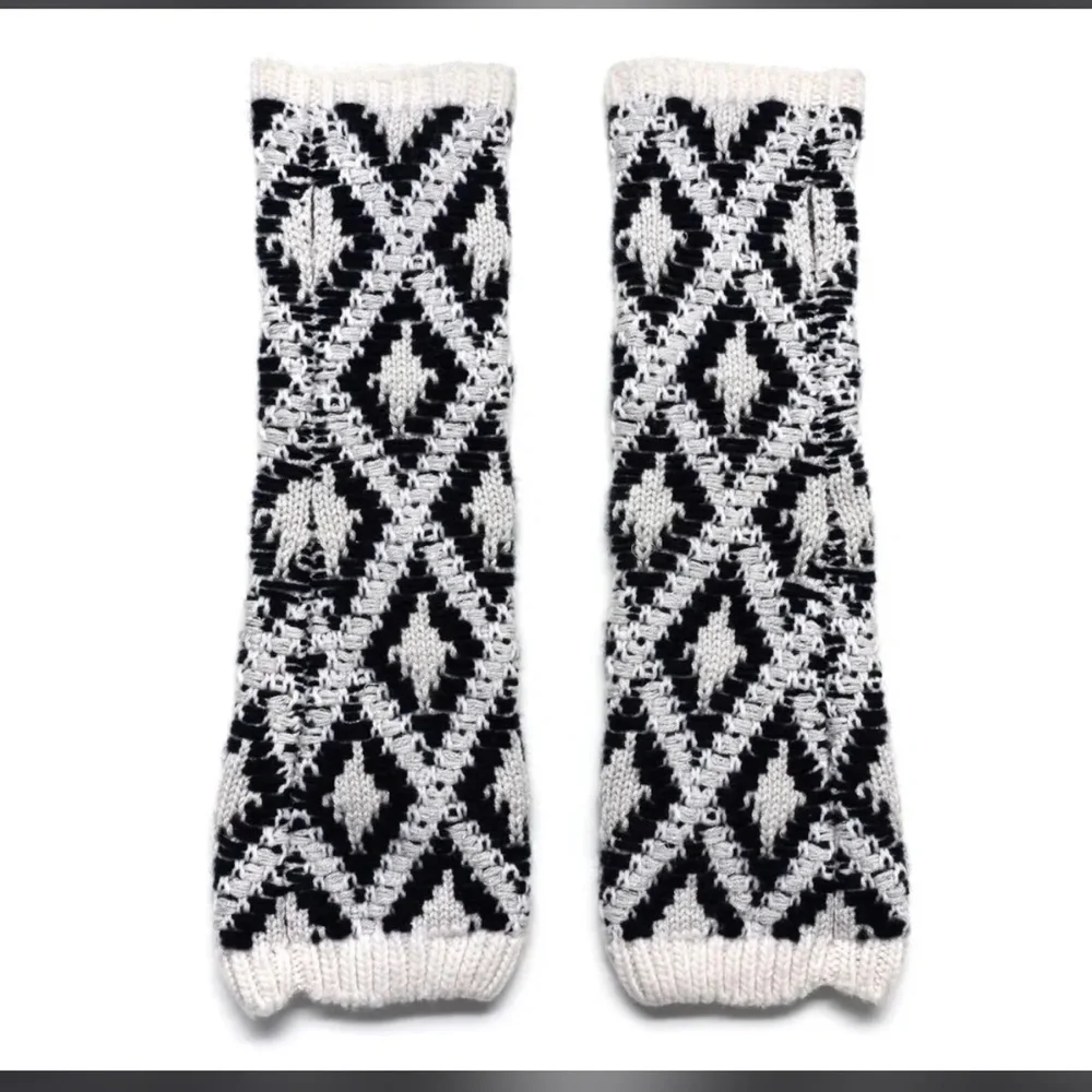*Beautiful* Chanel - Navy & Grey Cashmere CC Cable Knit - Fingerless Gloves